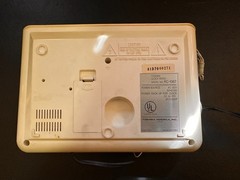 Vintage Toshiba RC-1067 AM/FM Clock Radio [Rare Cream Color – Tested & Working]