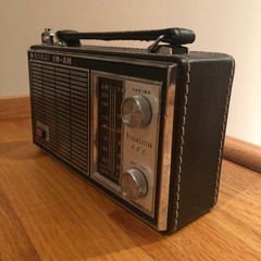 Hitachi FM-AM 9 Transistor Radio KH-970H w/ OEM Earpiece & Manual ~ WORKING VTG