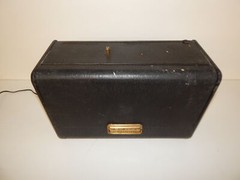 ZENITH TRANS-OCEANIC SHORTWAVE RADIO (CZU38)
