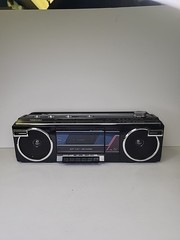 Vintage Toshiba RT-8016 AM FM Radio Cassette Player Recorder Boombox 80s prop