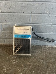 VTG solid state sublime radio am fm Portable Made In Taiwan Plastic Cover Tested