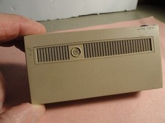 VINTAGE WESTINGHOUSE AM TRANSISTOR RADIO MODEL H841P6 BEIGE / GOLD WITH CASE