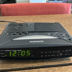 Vintage Magnavox Model AJ3840/17M Alarm Clock Radio Stereo Cassette System