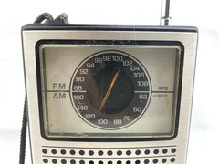 Vintage 1970&rsquo;s Panasonic Compact AM/FM Transistor Portable Radio Tested Working