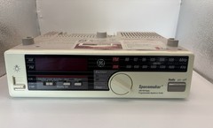 GE SPACEMAKER AM/FM Radio 7-4230A Under Cabinet Light With Mounting Parts WORKS