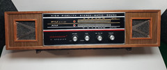 Vintage Commodore FM-AM Radio Model 744 Stereo-Matic-Sound 4 Speaker High Fideli
