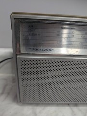 Vintage Realistic Deluxe 5 Band AM FM AIR WX Radio Portavision 50 Model 12-780~