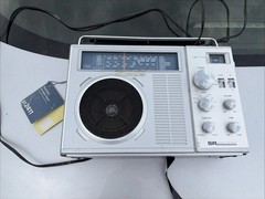 Vintage Sears SR 2400 Series Portable Radio AM FM Tested – Model 472.24110 250