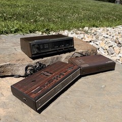 Lot 3 Vintage Clock Radios GE Flip Realistic Chronomatic 251 Magnavox D3150