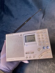 Sony ICF-SW7600GR FM Stereo SW/MW/LW PPL Synthesized Receiver World Band Radio