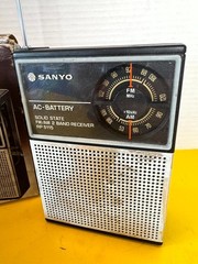 Vintage Sanyo RP-5115U Portable Radio Black AM/FM 2-Band Solid State with Cable