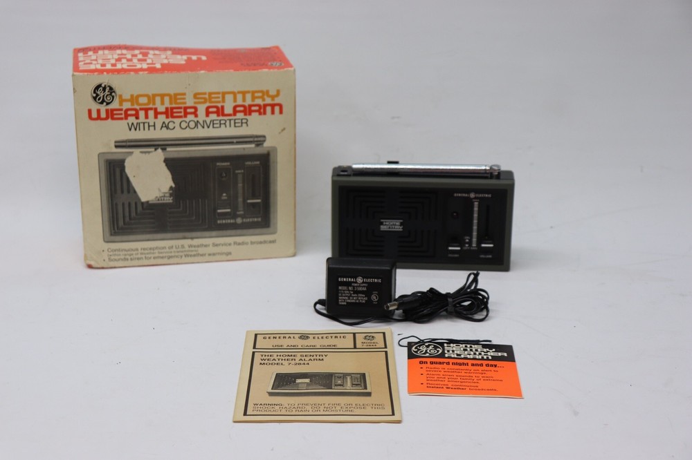 Vintage General Electric 7-2844A Home Sentry Radio W/Ac Adapter Manual Box