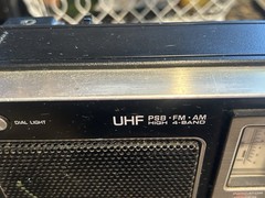 Vintage Panasonic RF-1115 UHF, PSB High, AM, FM, AC/DC portable radio Tested