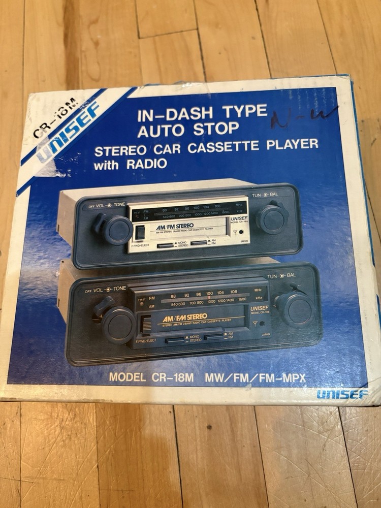 NEW VINTAGE UNISEF CR-18m IN DASH CASSETTE PLAYER RADIO UNINSTALLED