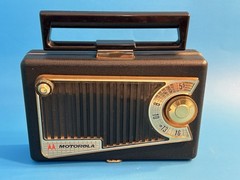 Vintage MOTOROLA Canada Roto-Tenna Tube Radio Model MP-56L Excellent Sound
