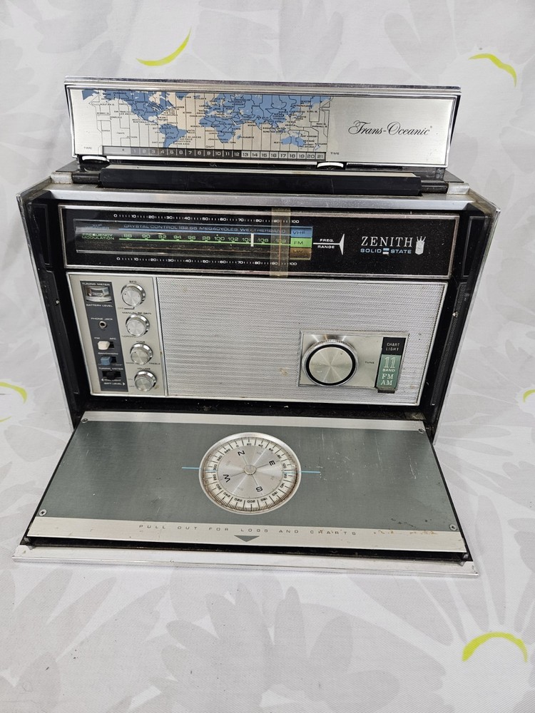 Vtg Zenith Trans-Oceanic Royal 7000-1 solid-state radio *not Tested