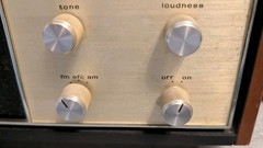 VINTAGE ZENITH E430W AM / FM RADIO HI PERFORMANCE TUNED R.F. Works Good. Video