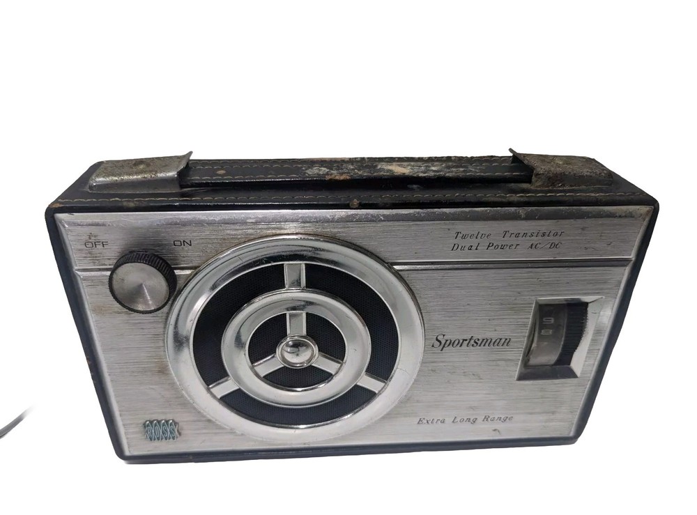 Vintage Ross Sportsman 12 Transistor AM/FM Radio EXTRA Long Range Receiver