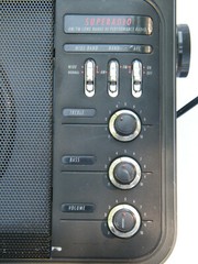 Vintage GE Superadio III Long Range High Performance AM/FM Super Radio 7-2887A