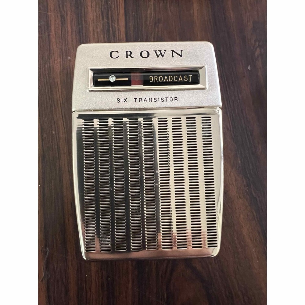 CROWN TR-680 Pocket Transistor Radio Silver967 Vintage ｗ/Box Made in Japan NEW