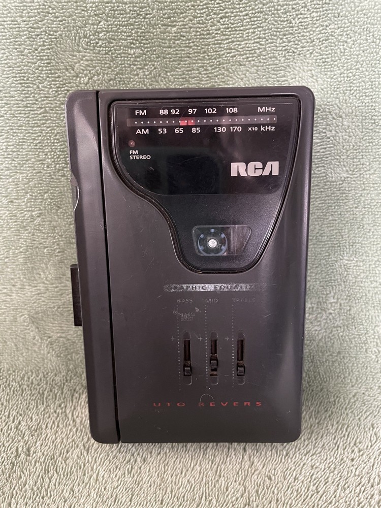 Tested Vintage RCA AM/FM Stereo Radio Cassette Player RP-1851A W/Mini Speakers