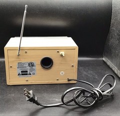 ONN – AM/FM RADIO SYSTEM Model ONR100, China – works well!