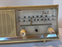 Vintage 60s – Panasonic Clock Radio Model 720 AM FM 2 Band – Parts Only