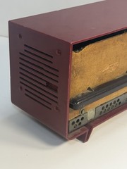 General Electric Cranberry Red 1953 Model 565 clock radio for parts