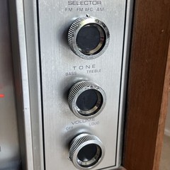 Vintage 1970s PANASONIC RE-7259 AM FM 2-Band Wood Cabinet Tabletop Radio WORKING