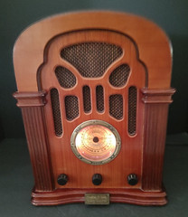 Vtg 1991 Radio Shack AM FM Cassette 14&Prime; Model 12-697 Atwater Kent 1934 Replica