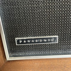 Vintage 1970s PANASONIC RE-7259 AM FM 2-Band Wood Cabinet Tabletop Radio WORKING