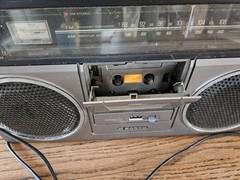 Vintage Sanyo M9930 Radio Works