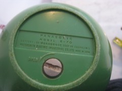 Vintage Space Age Panasonic Panapet AM Radio – Green R-70