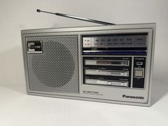 Panasonic RF-559 AM/FM Portable Radio Analog 2-Band Receiver Tested No Handle