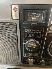 Vintage Panasonic Radio 6 Band FM MW SW 1-4 Receiver Model RF-B300 Tested Works