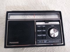 VTG Panasonic FM-AM 2 Band Receiver Radio Model Number RF-590 Handheld Radio
