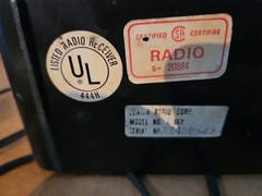 Zennith Solid State Portable Am/Fm/PSB/AIR Radio