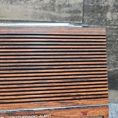 Vintage Realistic Weather Alert Radio Model #12-140 Wood grain Veer 3 button