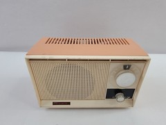 1940-50s AIWA Pink AM Radio Built-In Antenna Table Top Plug-In Made in Japan
