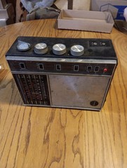 Wards Airline Radio Night Light Button Five Band Vintage Read Discription