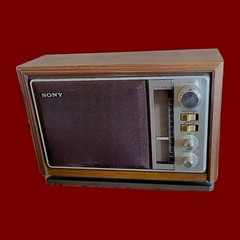 Sony ICF-9740W AM/FM Tabletop Radio Vintage Wood Cabinet Excellent Condition