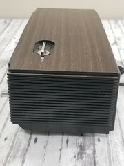 Vintage LLOYD&rsquo;S Flip Clock Alarm AM/FM Radio Wood Grain J636G-37A