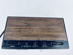 Vintage Hitachi Alarm Clock Radio KC-541H Brown Woodgrain – Tested & Works