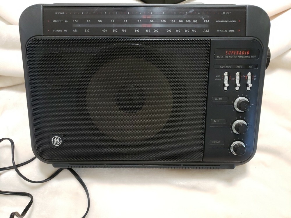 General Electric GE Superadio AM/FM Long Range 7-2887A.Wide band.Hi performance