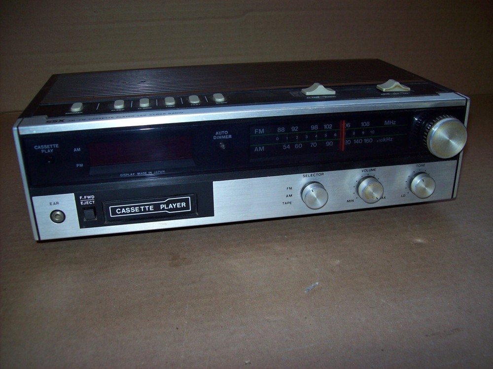 vintage made in British Hong Kong SSX Clock Radio & Cassette model TCR 2951