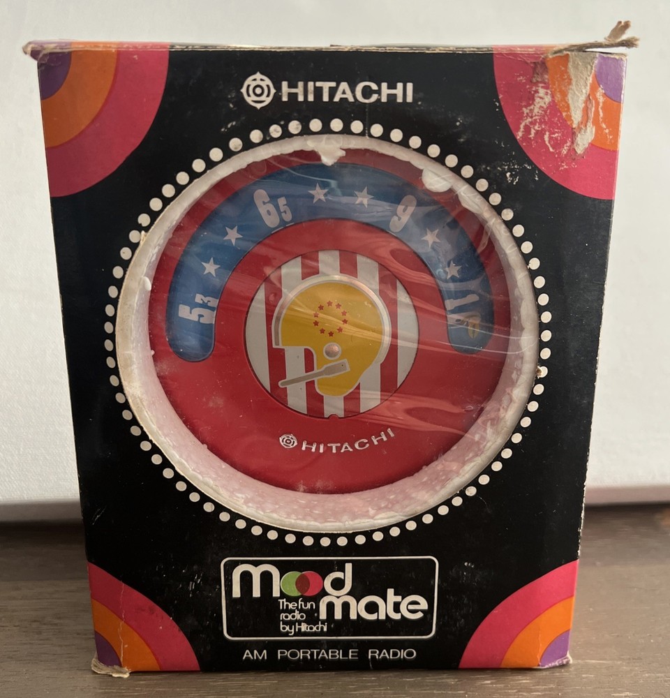 NEW IN BOX Vintage Hitachi Mood Mate (Mod) Portable Radio TH-100 70S Football