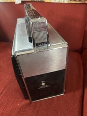 VINTAGE ZENITH ROYAL 3000 ALL TRANSISTOR TRANS-OCEANIC PORTABLE RADIO DECENT