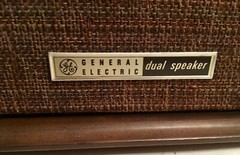 Vintage GE C1550A-Walnut Dual Speaker Tube Radio Receiver with Alarm Clock