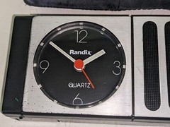 Vintage Randix QCR-18S Portable Radio & Alarm Clock (ZD)