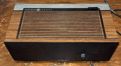 General Electric 7-4650J Walnut Grain AM/FM Digital Alarm Clock Radio WORKING